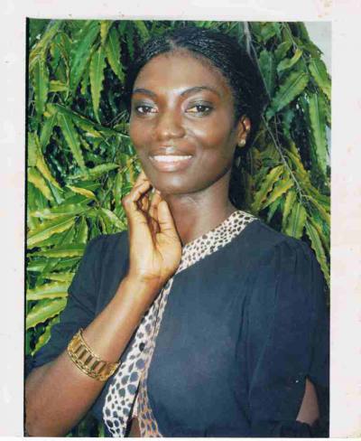 Marianne valerie 46 Jahre Yaounde Kamerun