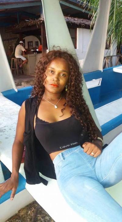 Agnes 34 ans Abomey Bénin