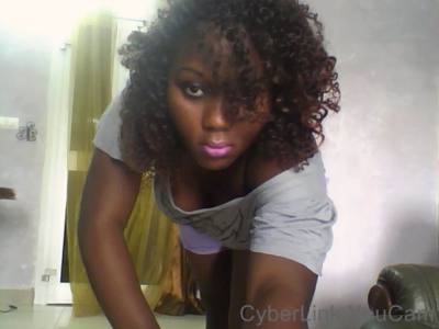 Linda Hermosa 29 ans Douala Cameroun