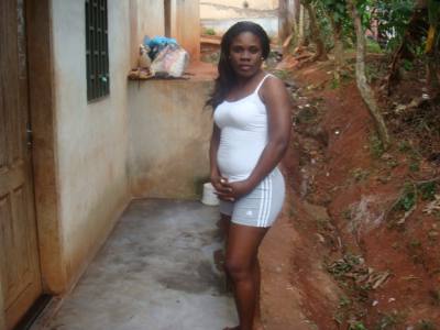 Carine 42 ans Yaounde Cameroun