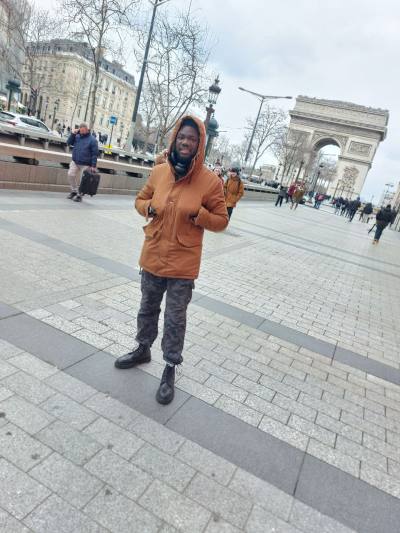 Abdou 34 Jahre Paris Frankreich