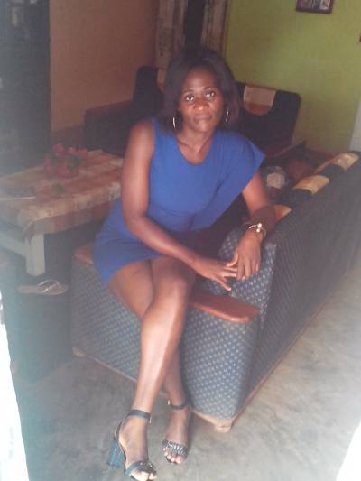 Anne  44 years Yaoundé Cameroon