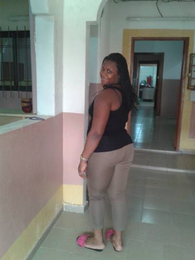 Karine 40 years Douala Cameroon