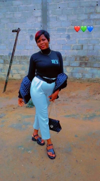 Ida 30 Jahre Wouri Kamerun