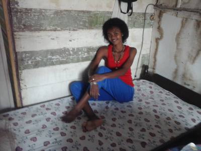Adriana 28 Jahre Antsiranana Madagaskar