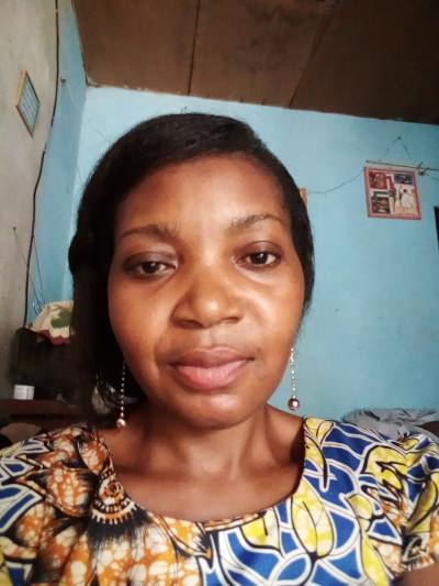 Marthe 40 ans Yaoundé Cameroun