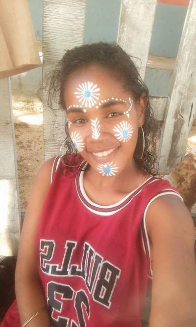 Danila 31 Jahre Antsiranana Madagaskar