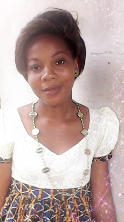 Maria 35 years Yaoundé  Cameroon