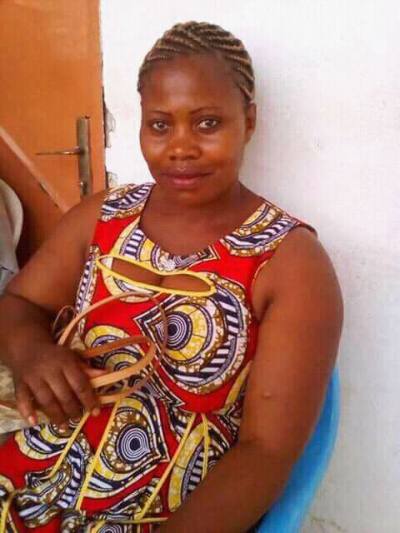Jeannette 41 ans Yaoundé Cameroun