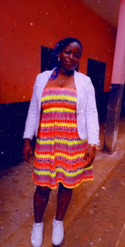 Sophie 39 years Yaoundé  Cameroon