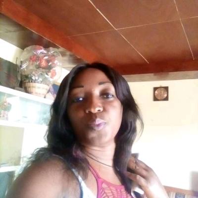 Nathalie 35 years Yaoundé -centre Cameroon