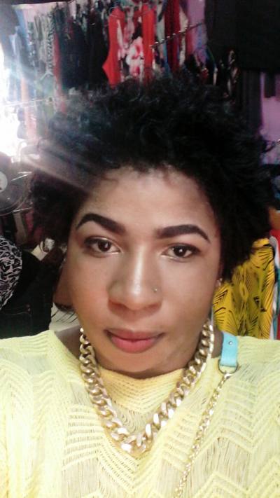 Fernande 35 ans Yaoundé Cameroun