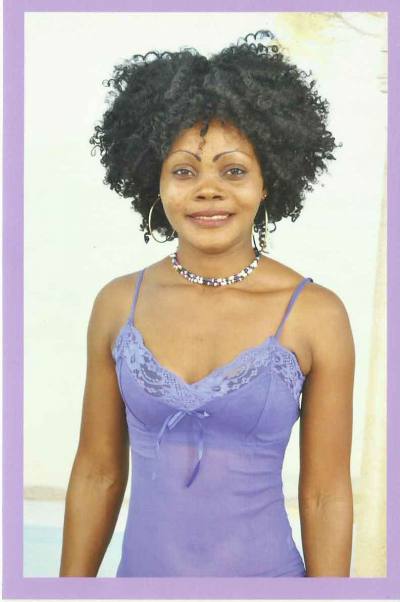 Roseline 46 ans Yaounde Cameroun