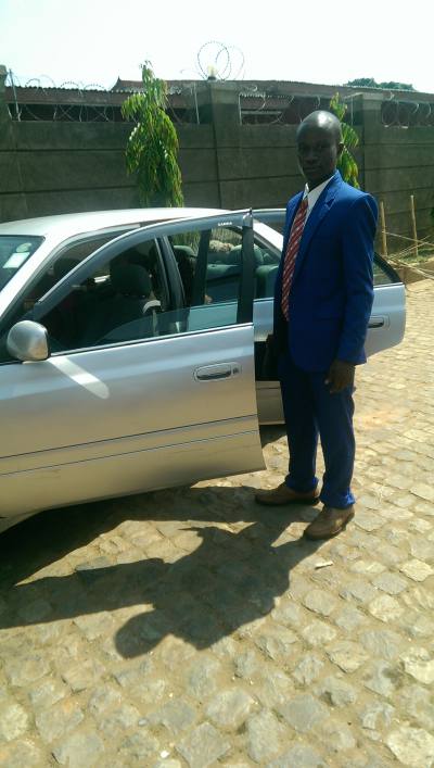 Paul 33 ans Bujumbura Burundi