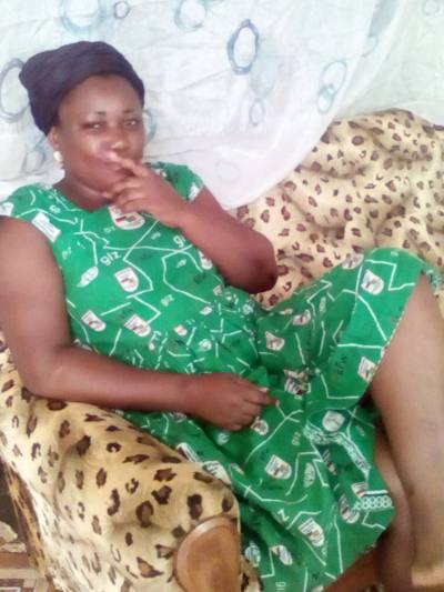 Blanche 39 ans Douala Cameroun