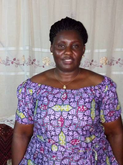 Thérèse 41 years Yaoundé Cameroon