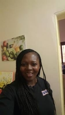 Jade 35 Jahre Dakar Senegal