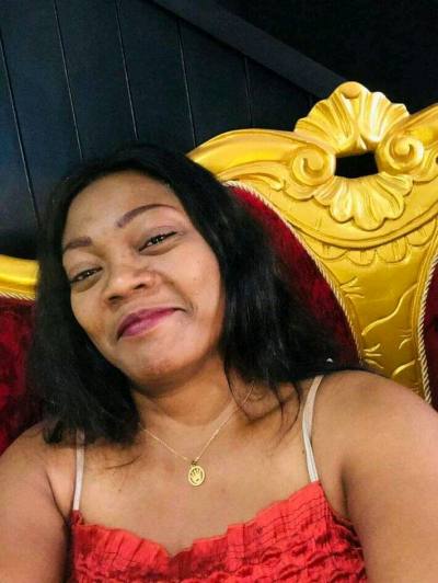 Marina 45 Jahre Douala Kamerun