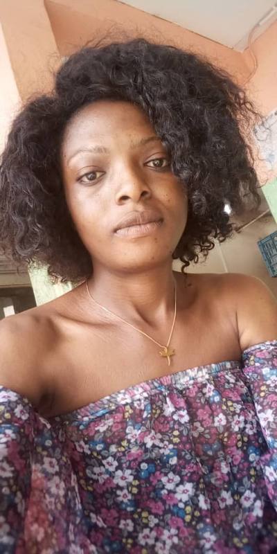 Christelle 35 ans Yaoundé  Cameroun