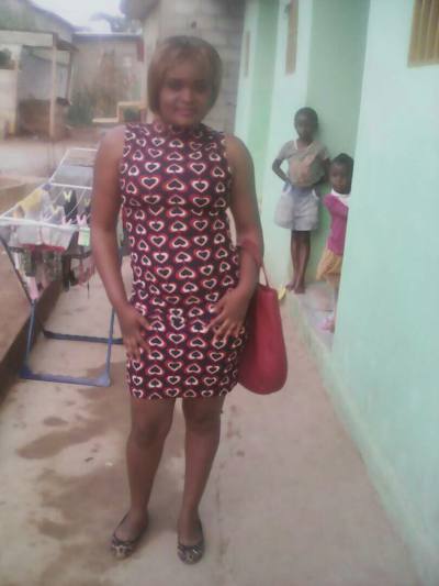 Rita 38 ans Yaounde Cameroun