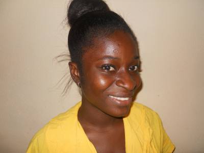 Marie 27 ans Boffa Guinée