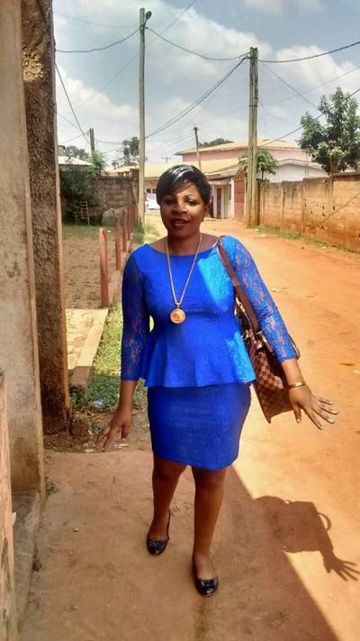 Yvonnette 39 years Yaoundé Cameroon