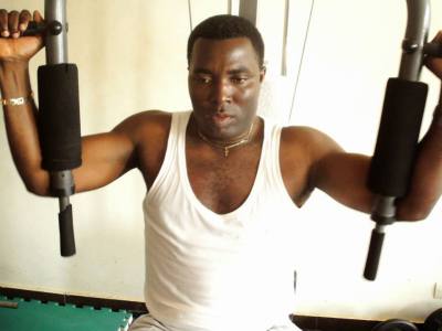 Emile 58 ans Lomé Togo