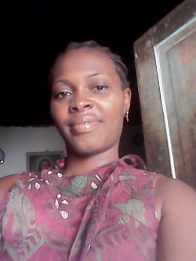 Vicky 41 Jahre Yaoundé Kamerun