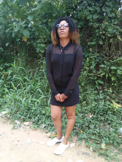 Marie 36 ans Douala Cameroun