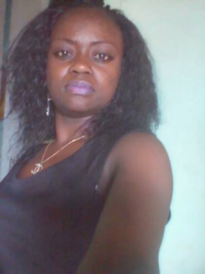 Laetitia 39 ans Yaoundé Cameroun
