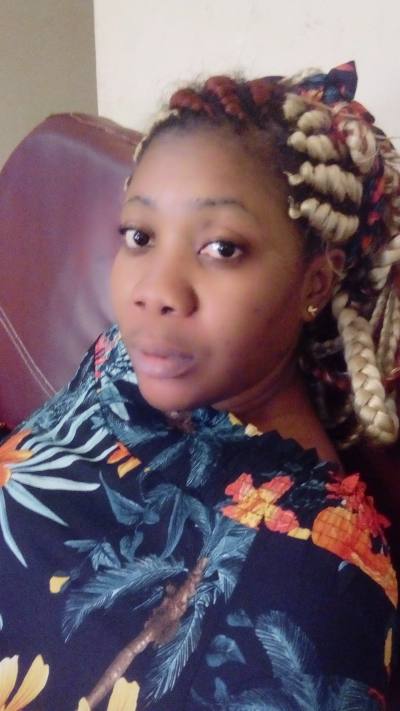 Judith 38 ans Yaoundé Cameroun