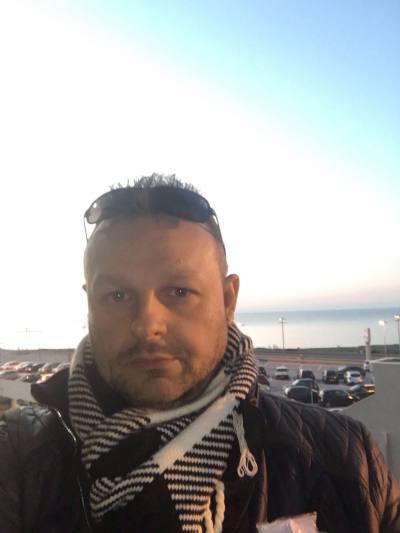 Julien 51 ans Marseille France