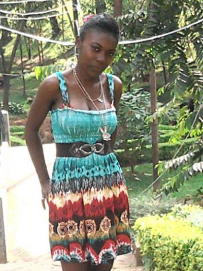 Samantha 33 ans Centre Cameroun