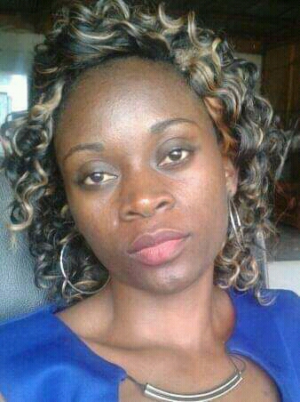 Monique 34 Jahre Yaoundé 2 Kamerun