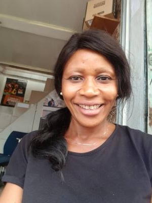 Laure 39 years Yaoundé Cameroon