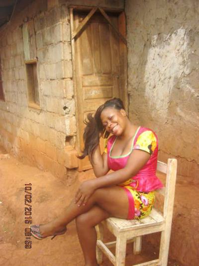 Monique 36 years Yaoundé Cameroon