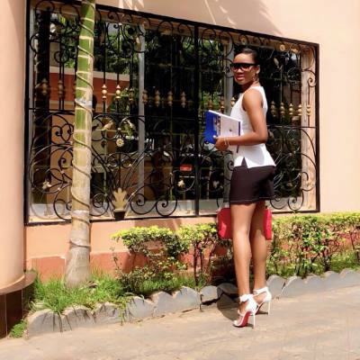 Larissa 40 Jahre Yaoundé Kamerun