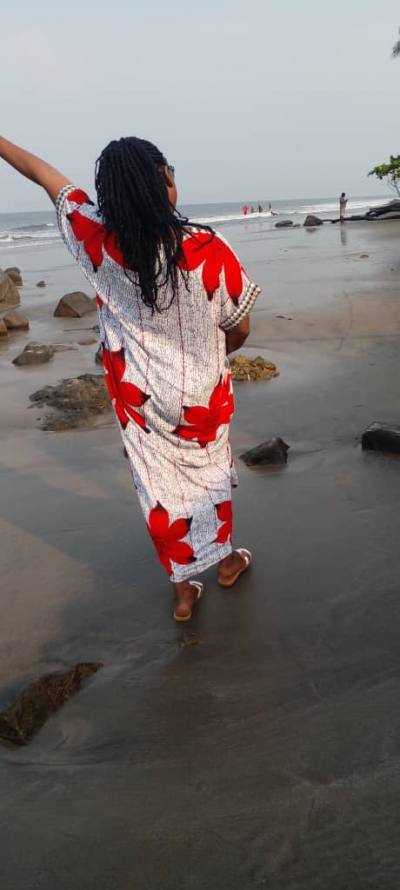 Mireille 36 ans Bantou Cameroun