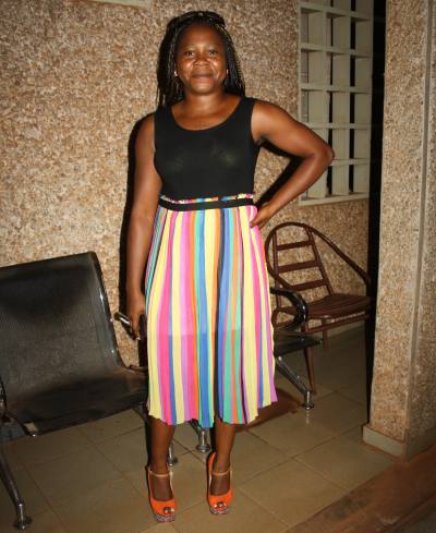 Jacqueline 37 ans Douala Cameroun