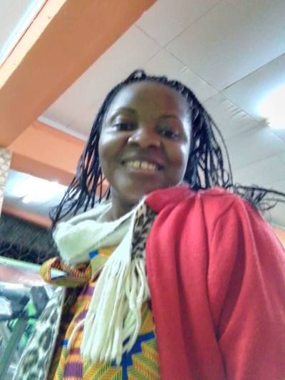 Clemence 27 ans Centre  Cameroun