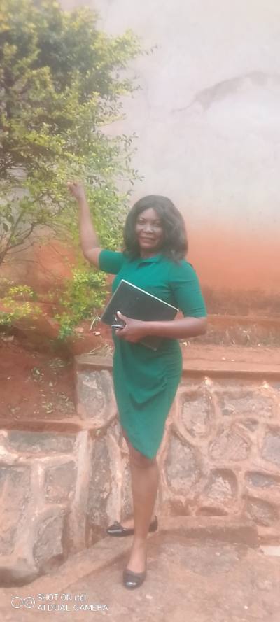 Charlotte 38 ans Yaoundé  Cameroun