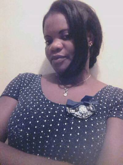 Lorette 38 ans Yaoundé Cameroun