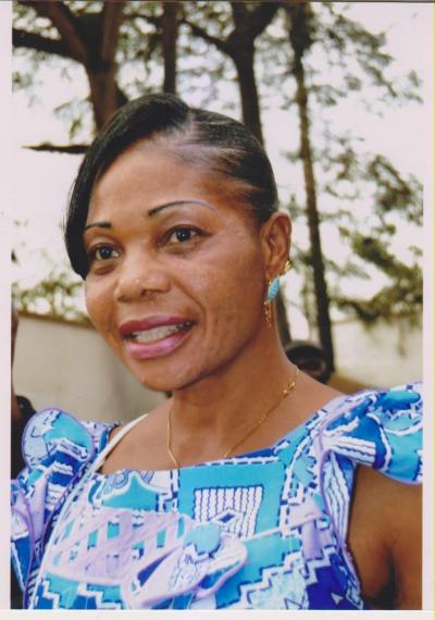 Salomé 62 Jahre Yaoundé Kamerun