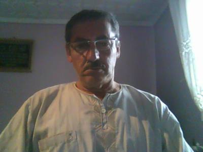 Medhi 71 ans Alger Algérie