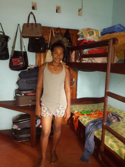 Lydia 34 ans Sambava Madagascar