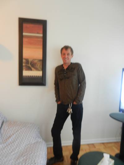 Marc 64 ans Montreal  Canada
