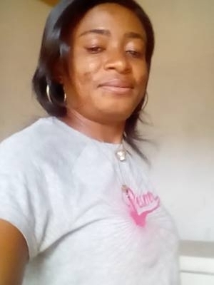 Evelyne 40 Jahre Mbamayo  Kamerun