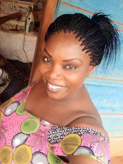 Jacqueline 44 ans Yaounde Cameroun