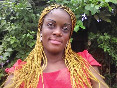 Dorette  34 Jahre Yaounde Kamerun