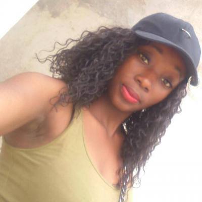 Viviane 34 ans Yaoundé Cameroun